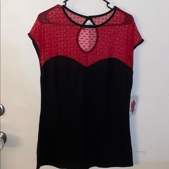 Retro Black and Red Hearts Only Mesh Knit Top - Picture 4 of 7